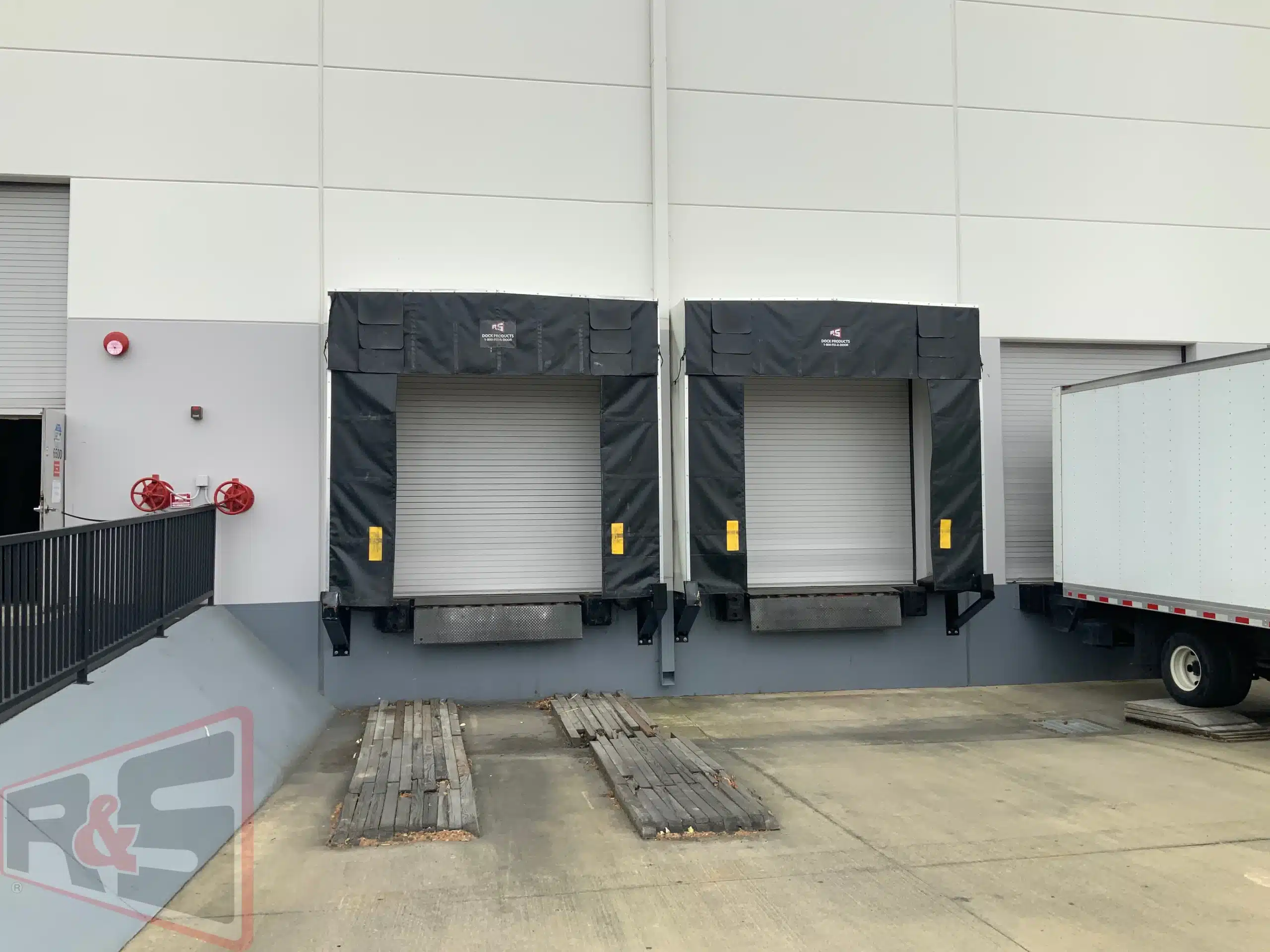 Why LoadThe Direct Link Between Dock Height and Worker Safetying Dock Height Is More Than Just a Number