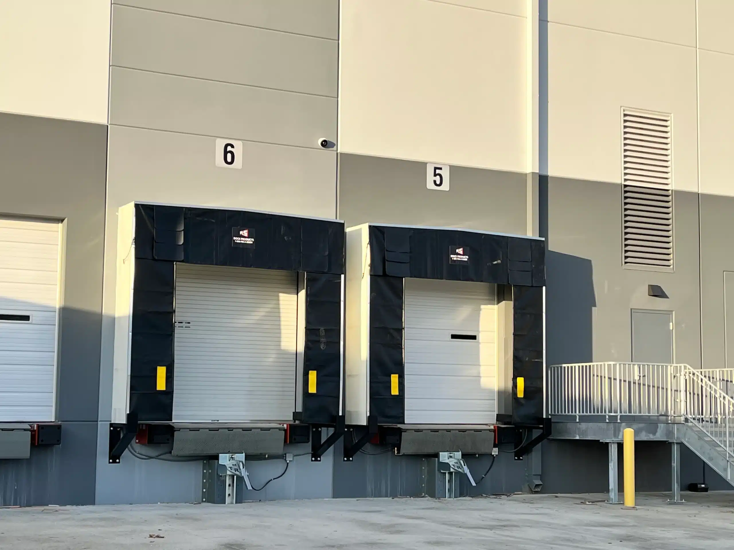 Why Loading Dock Height Is More Than Just a Number